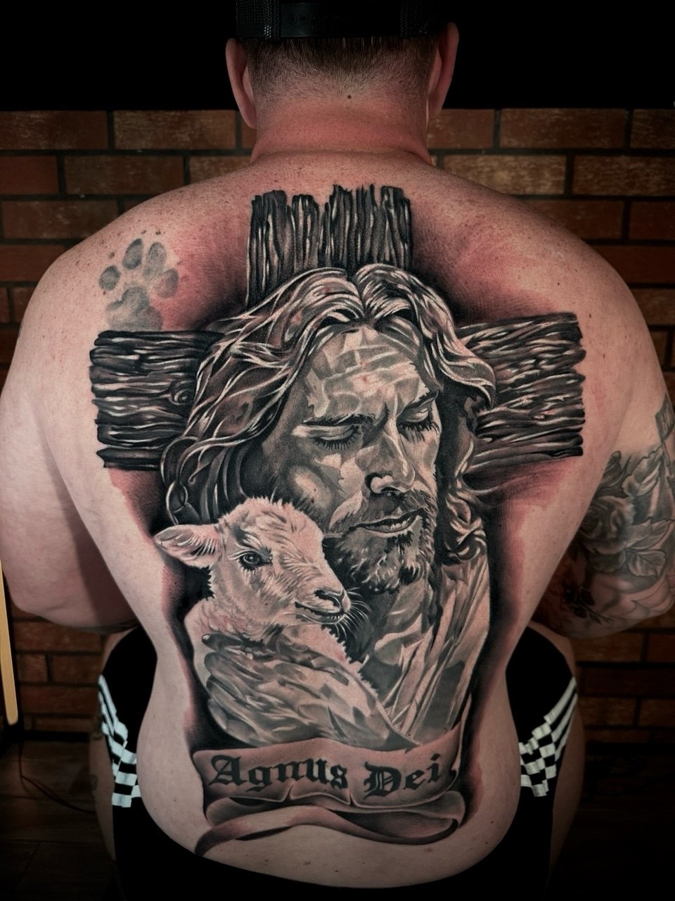 Agnus Dei — plecy