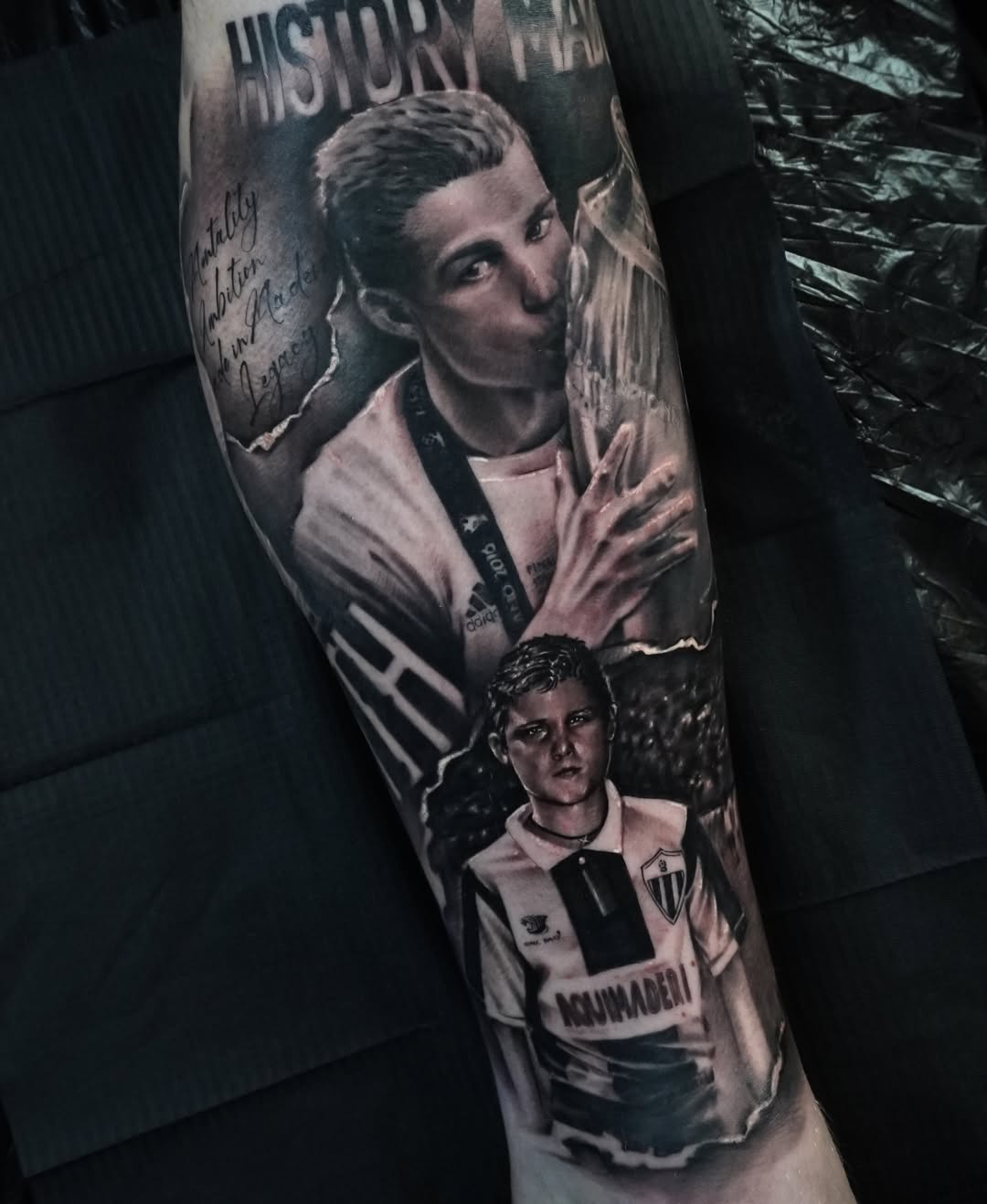 History Maker — portret · przedramię